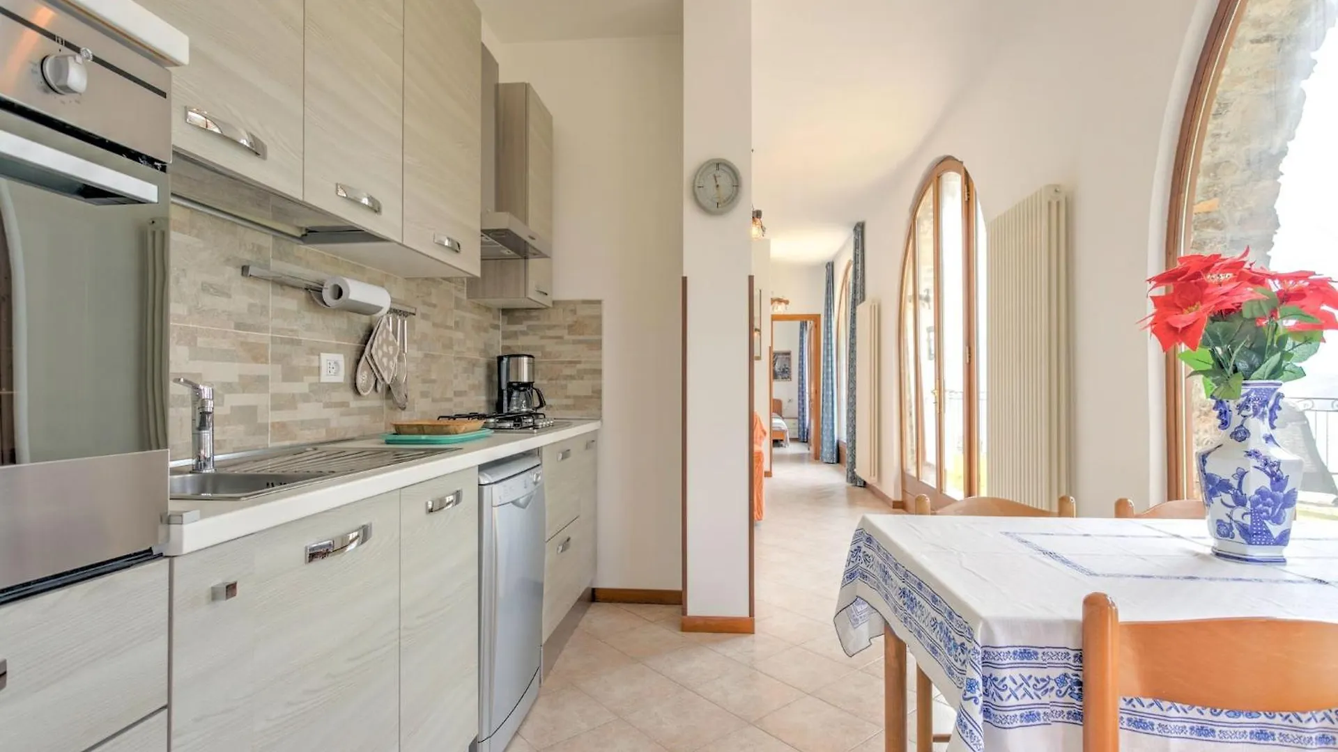 Belvilla By Oyo Casa Archi Cinque, Cleaning Included Gravedona